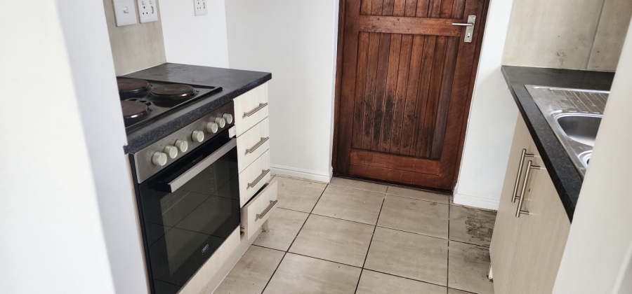 2 Bedroom Property for Sale in Rocklands Western Cape